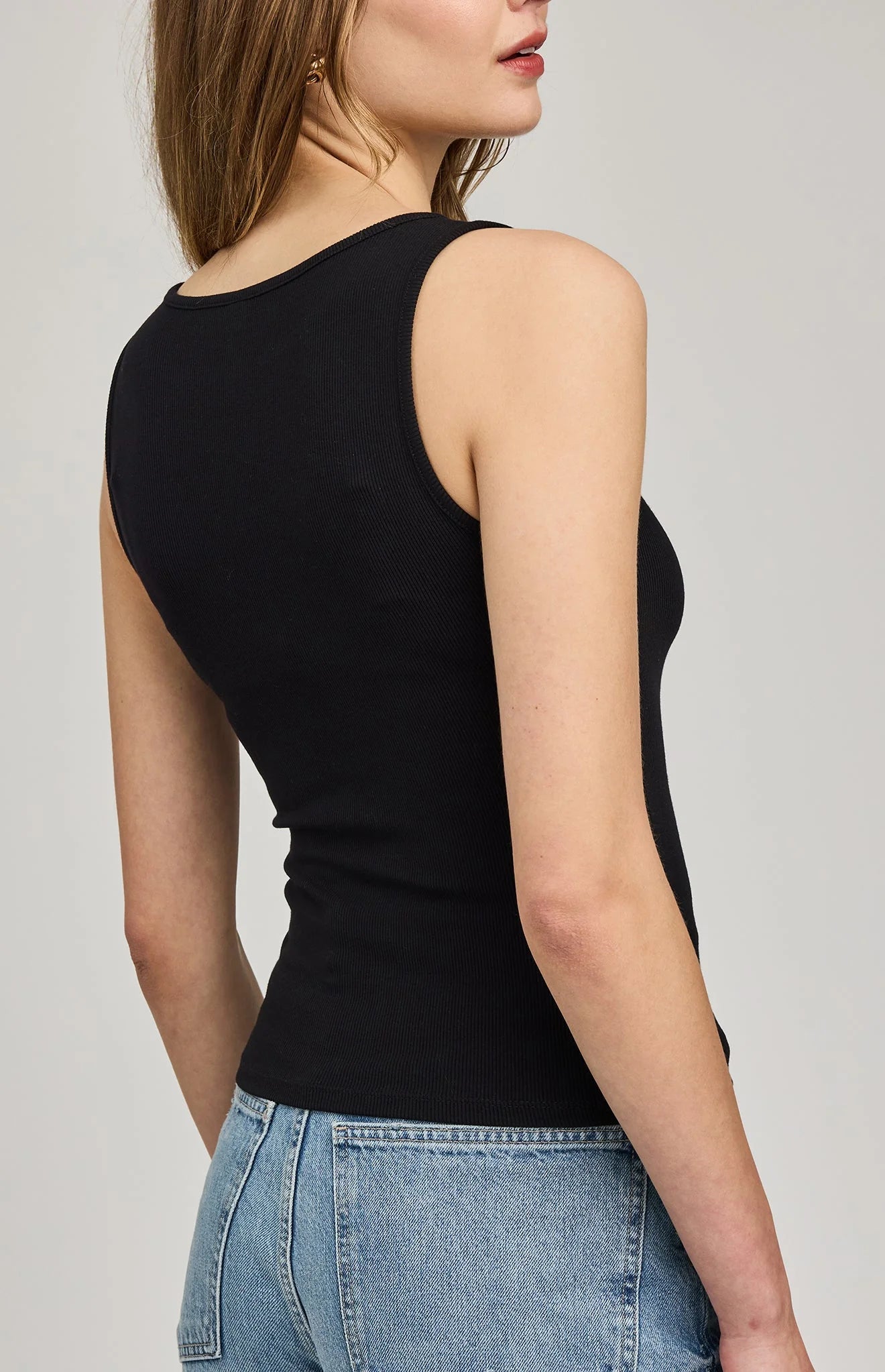 Naia Tank Top- BLACK