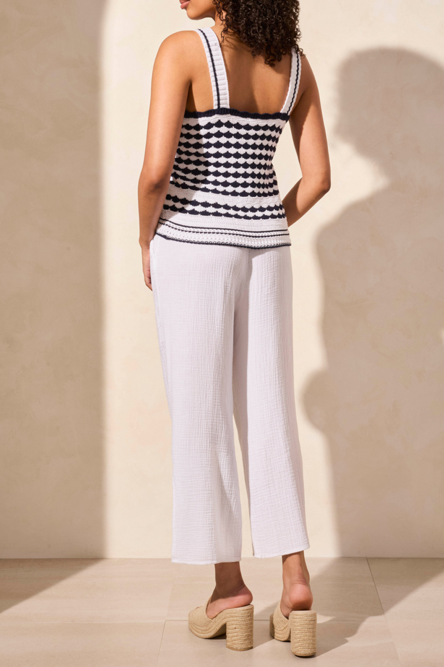 White Lotus Tank
