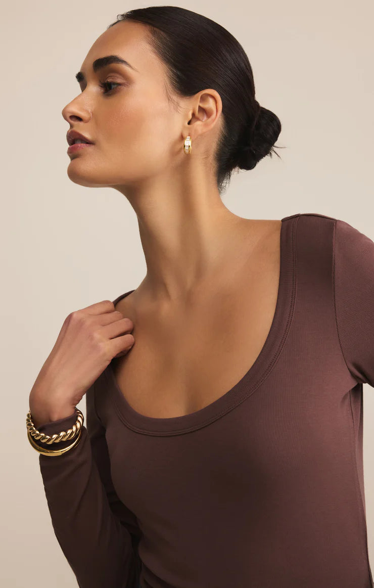 Second Skin Scoop Neck- SANDALWOOD
