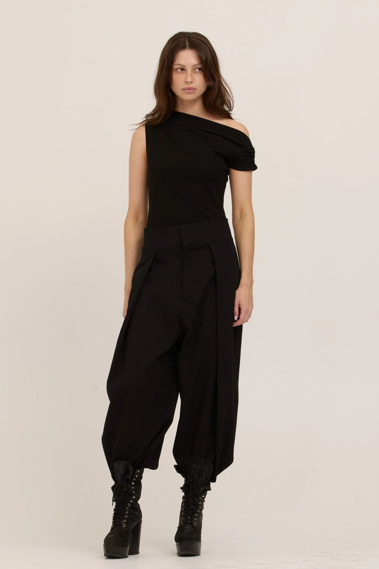 Laurel Tee