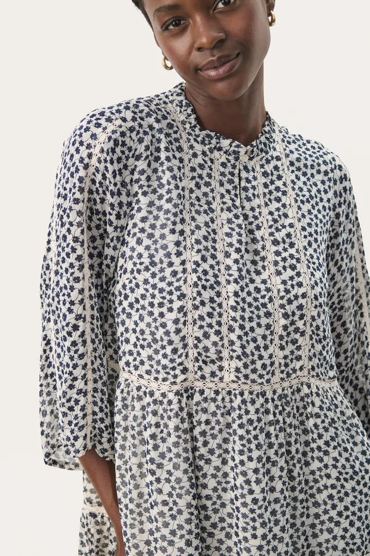 Nibi Dress