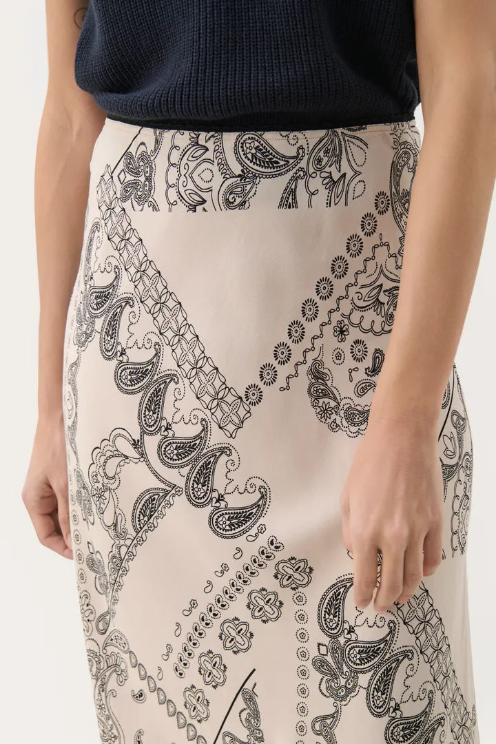 Laurina Skirt