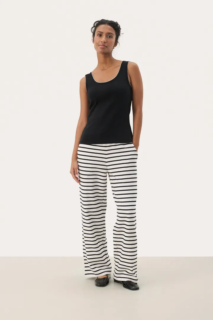 Juliannes Tank- BLACK