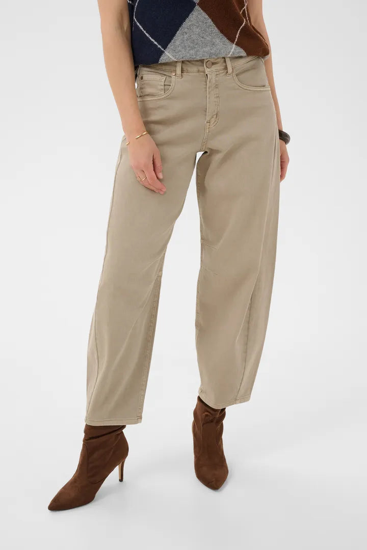 Djuli Barrel Jean