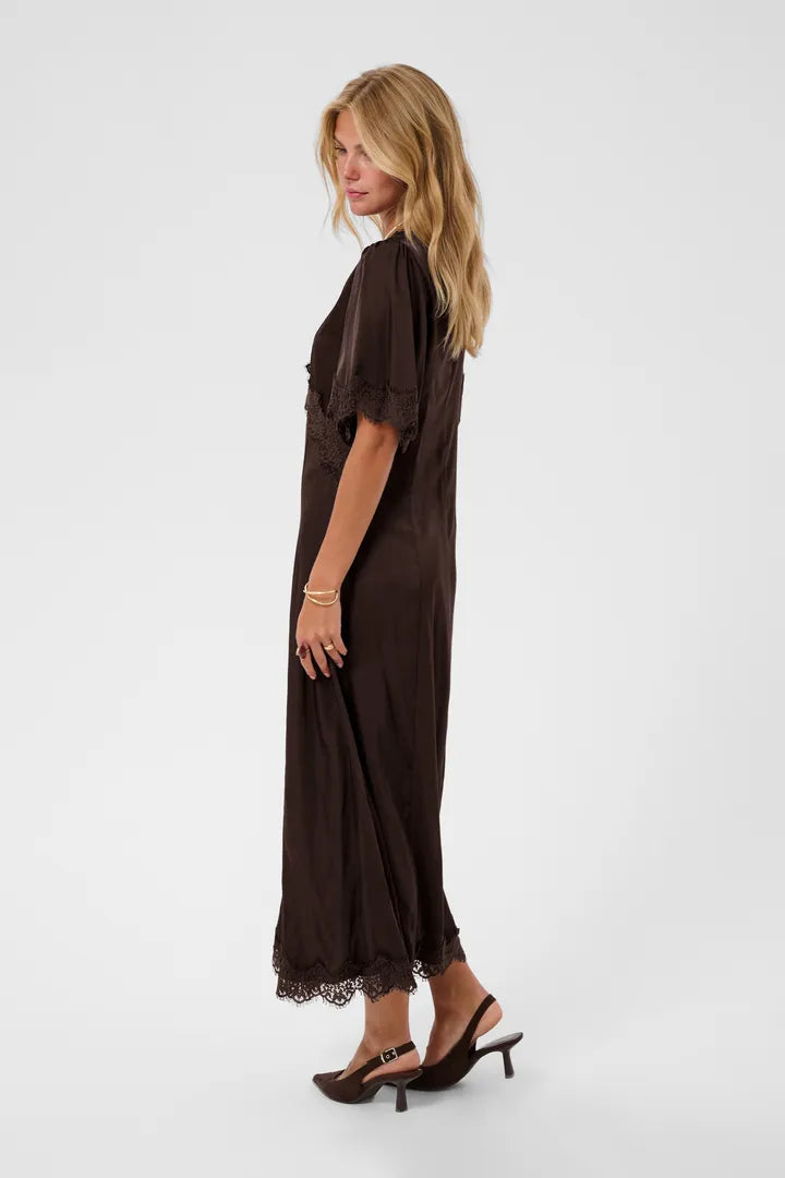 Confir Dress