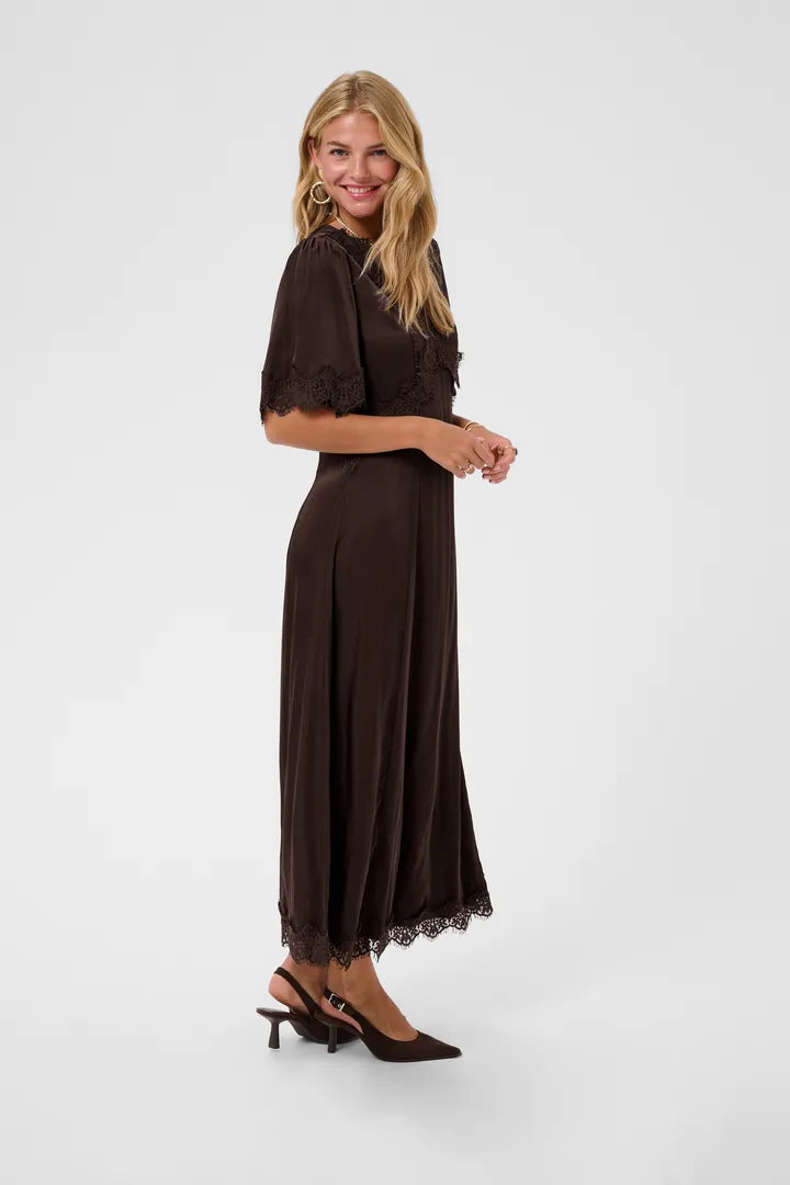 Confir Dress
