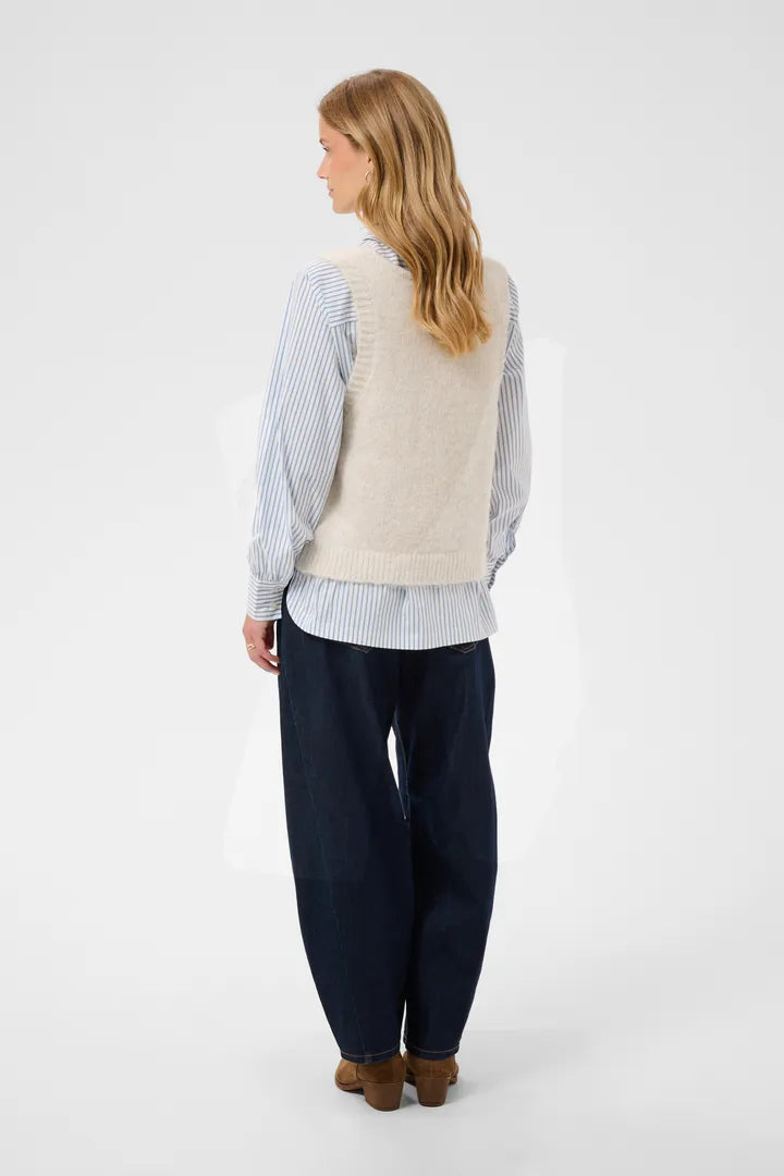 Cladine Vest