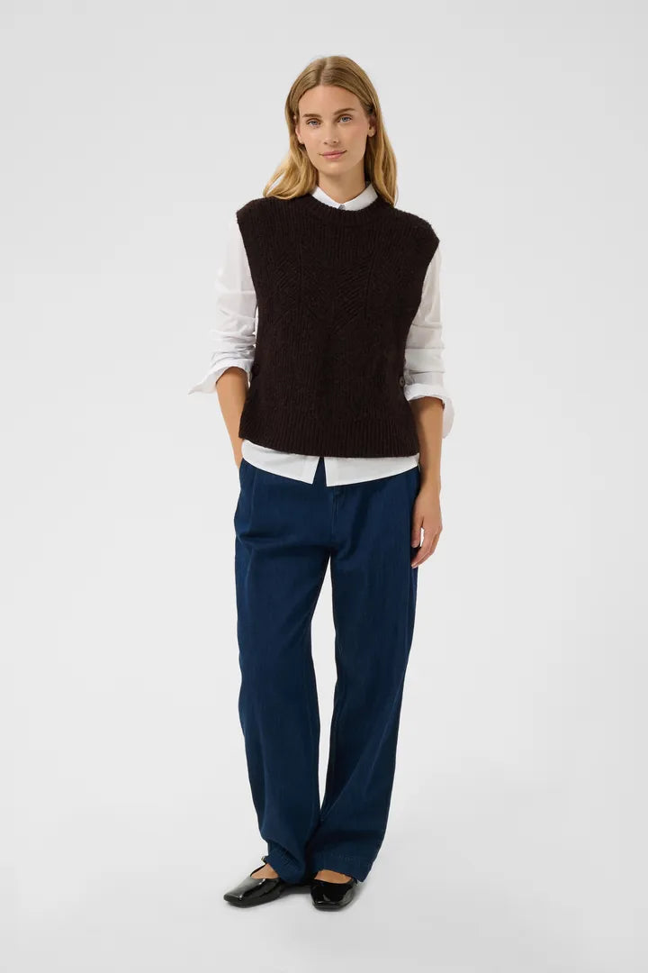 Charlye Knitted Vest