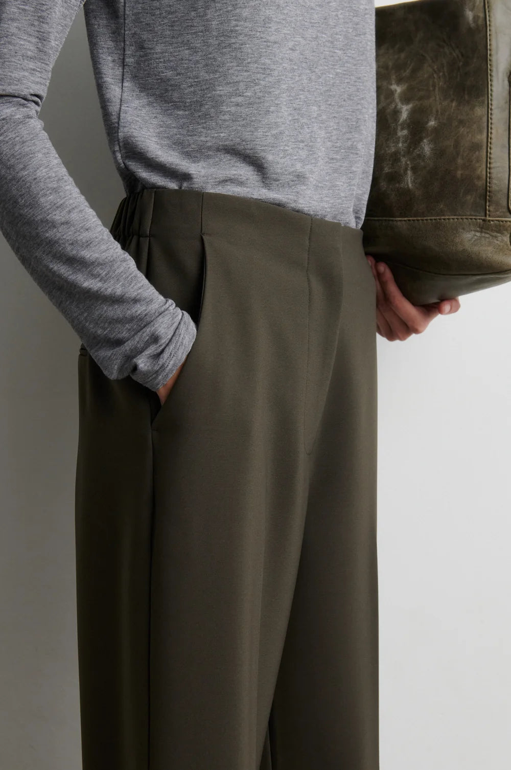 Fique Olive Trousers