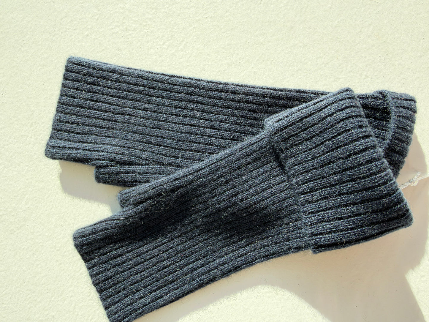 Dunn Gloves- INK BLUE