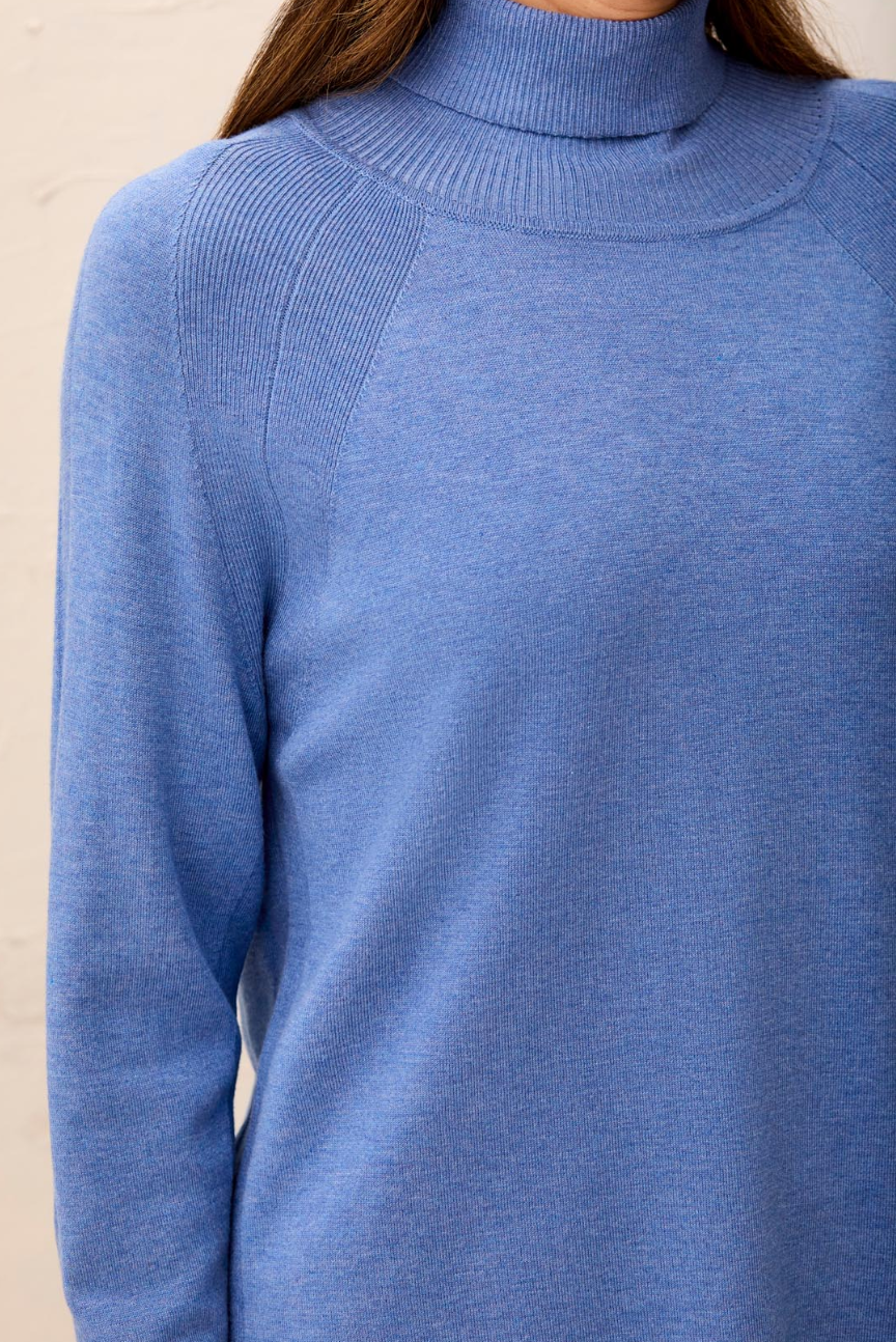 Catori Turtle Neck Sweater