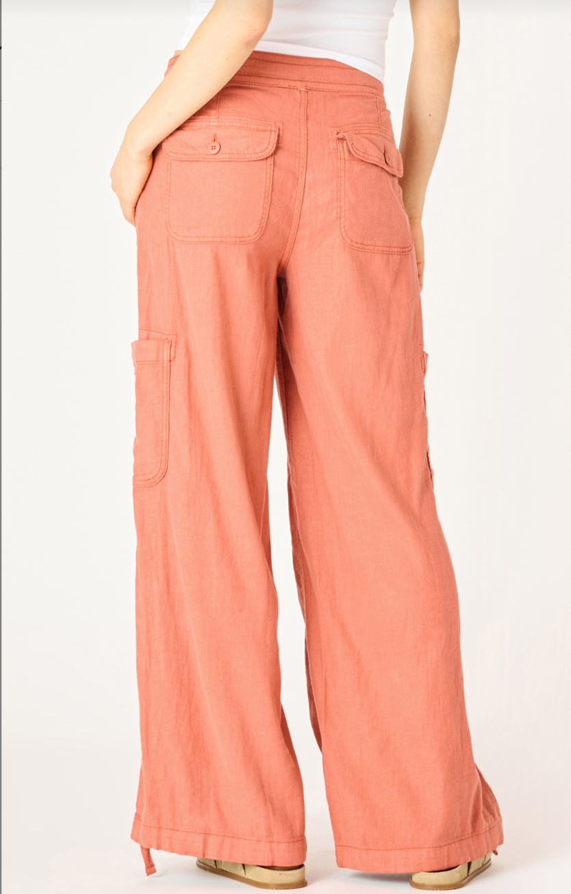 Anna Pant