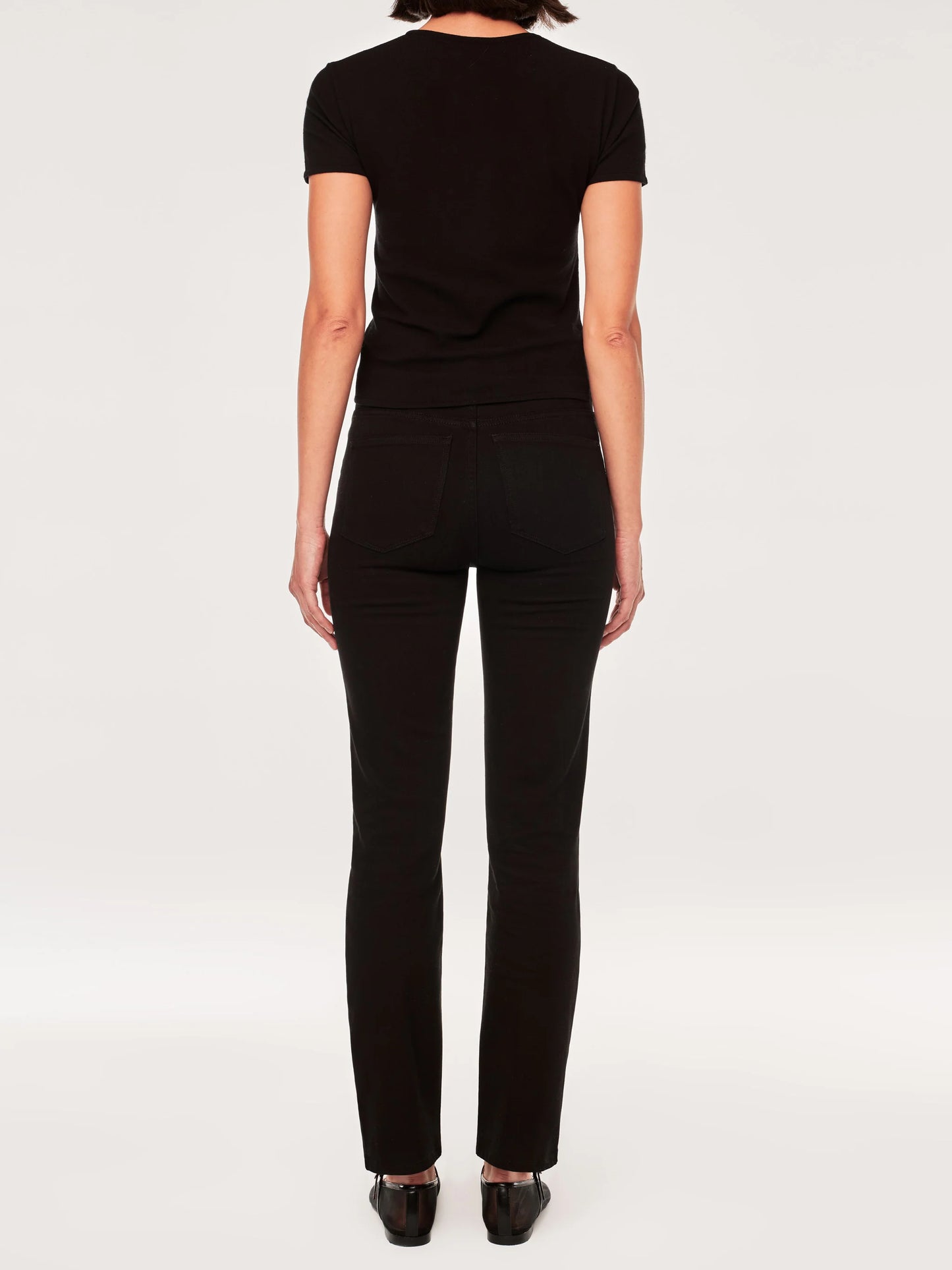 Halle Jean- BLACK PEACH