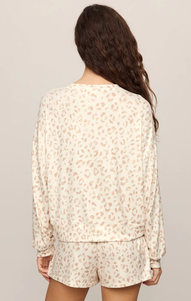 Soft Leo Longsleeve Top