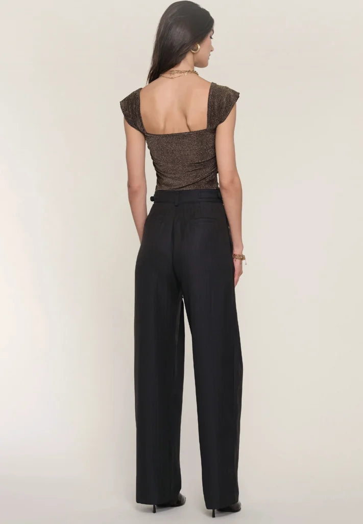 Mellie Pant