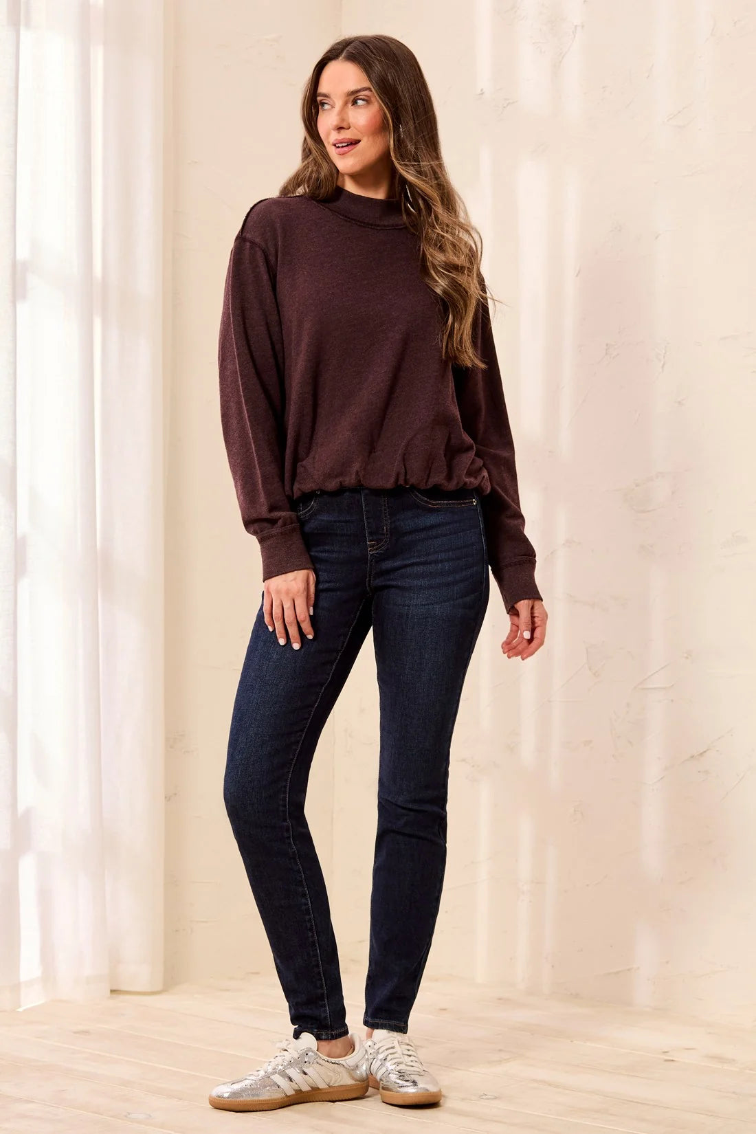 Robbie Sweatshirt- CHERRY BROWN